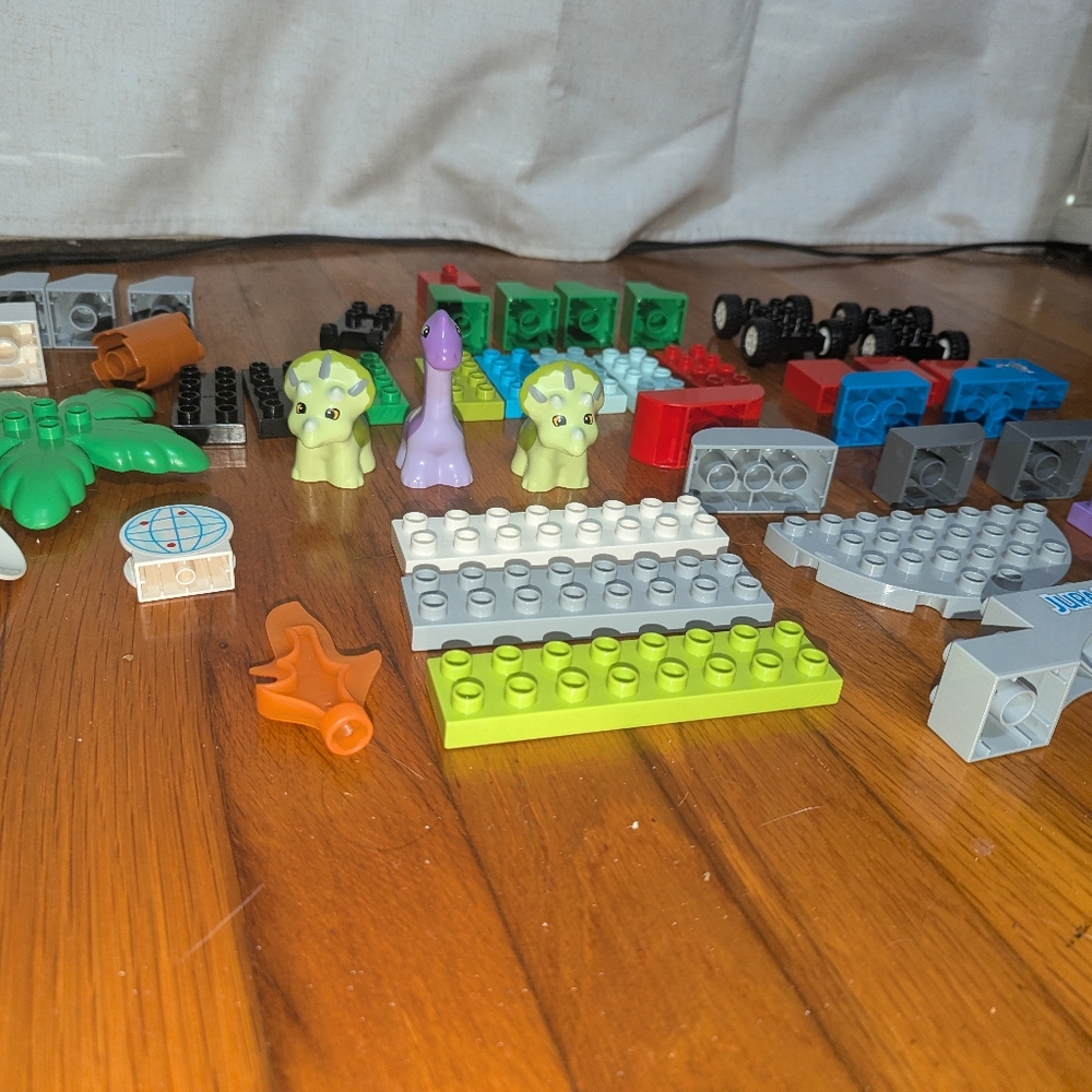 LEGO Duplo Jurassic World 3 Dinos And 52 Piece Mix Set Building Toy